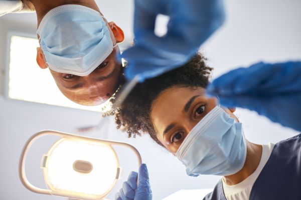 Signs You May Need An Emergency Root Canal